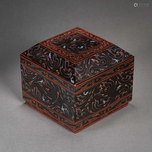 CHINESE HAN DYNASTY LACQUER BOX