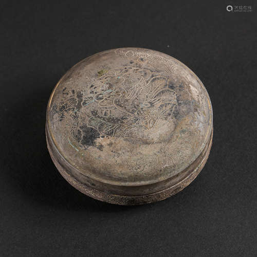 CHINESE TANG DYNASTY PURE SILVER COMPACT