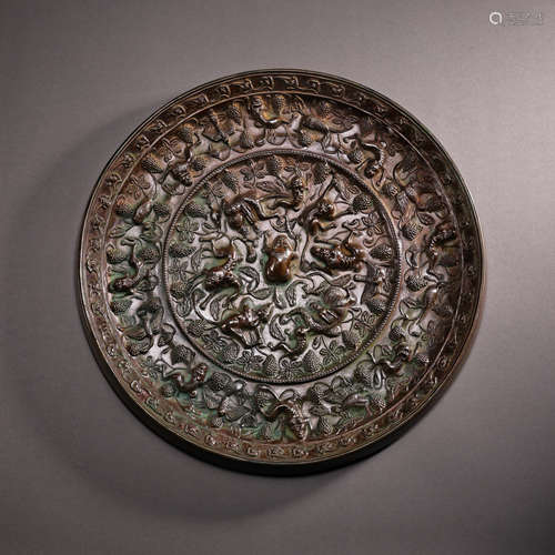 CHINESE TANG DYNASTY BRONZE MIRROR