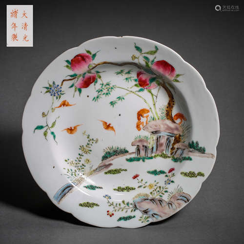 CHINESE QING DYNASTY FLOWER PATTERN FLOWER MOUTH PLATE, GUAN...