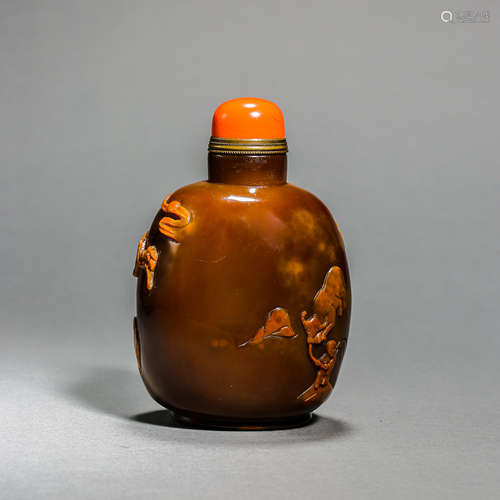 CHINESE AGATE SNUFF BOTTLE, QING DYNASTY