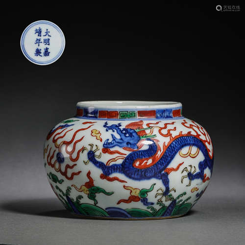 CHINESE DRAGON PATTERN POT, JIAJING PERIOD, QING DYNASTY