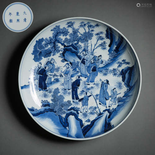 CHINESE BLUE AND WHITE FIGURE PLATE, KANGXI PERIOD, QING DYN...