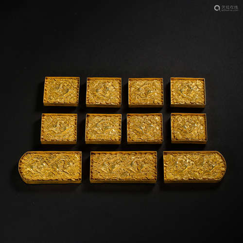 A GROUP OF PURE GOLD BELT PLATES, LIAO DYNASTY, CHINA