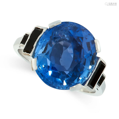 AN ART DECO CEYLON NO HEAT SAPPHIRE AND ONYX RING set