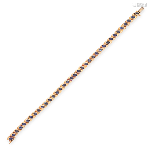 A VINTAGE SAPPHIRE BRACELET, VAN CLEEF & ARPELS in 18ct