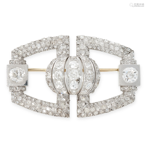 AN ART DECO DIAMOND BROOCH, RENE BOIVIN in 18ct gold