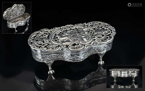 Edwardian Period - Superb Quality Sterling Silver Embossed L...