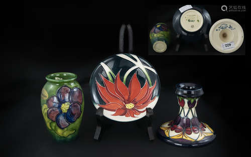 Moorcroft Trio of Small Hand Painted Tubelined Modern Pieces...