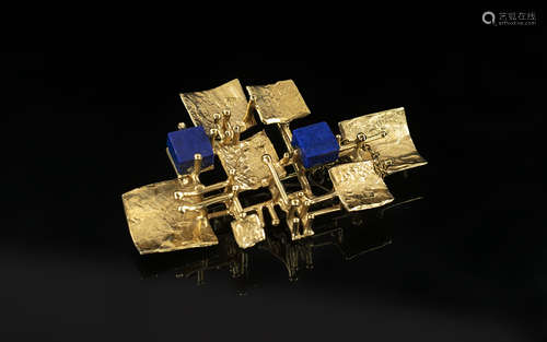 Contemporary Designed 15ct Gold Blue Lapis Lazuli Set Brooch...