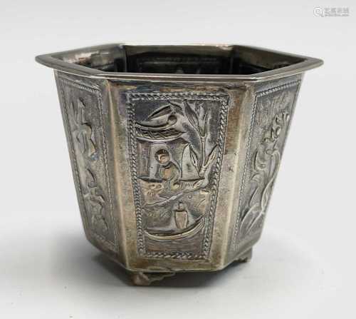 A Chinese silver hexagonal wine cup, circa 1920, signed, hei...