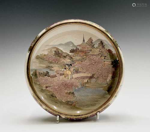 A Japanese Satsuma bowl by Kinkozan, early 20th century, sig...