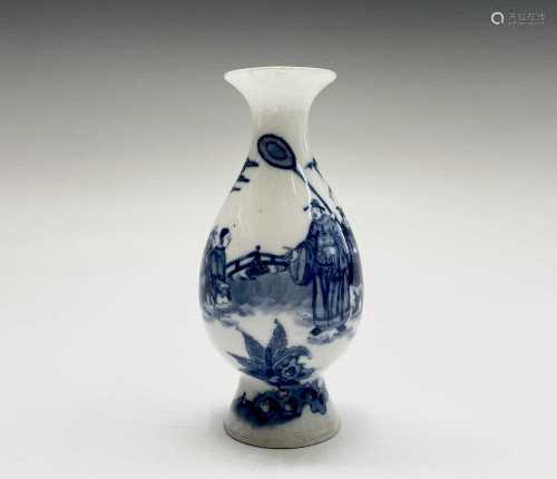 A Chinese blue and white porcelain baluster vase, 18th centu...