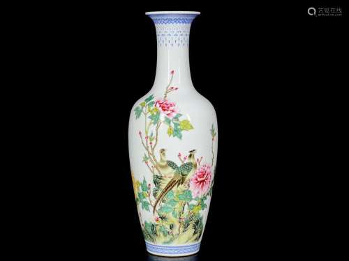 Qing Qianlong pastel flower and bird vase