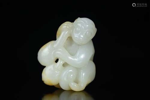 Qing Hotan jade monkey