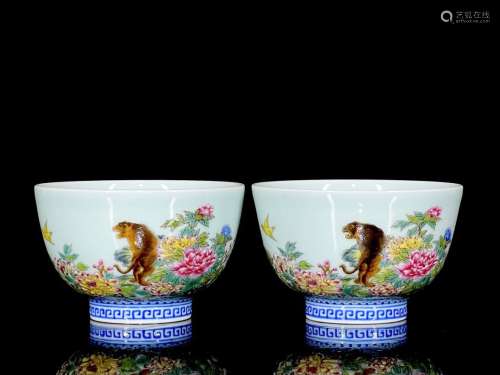 Qing Yongzheng enamel flower bird animal pattern cup