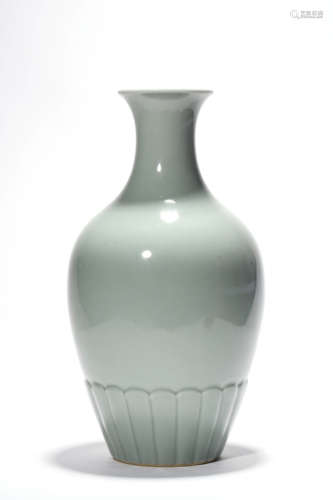 A Celadon Glaze Vase