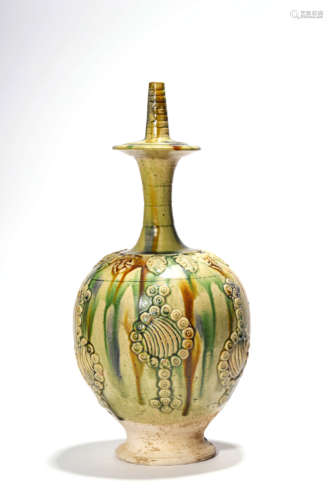 A Sancai Glaze Buddhist Vase