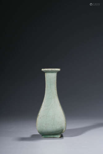 A Longquan Kiln Square Vase