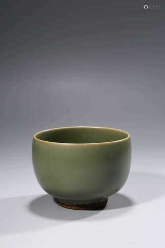 A Celadon Glaze Alms Bowl