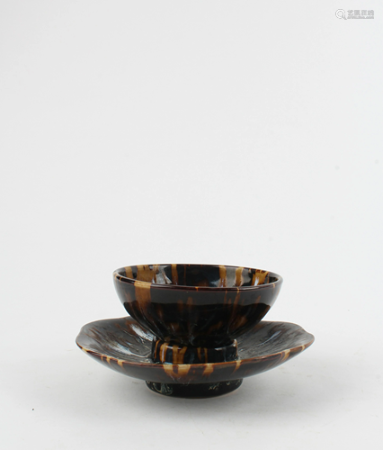 Chinese Porcelain Bowl with Saucer