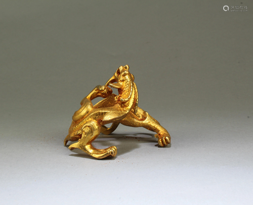 A Gilt Bronze Dragon Statue