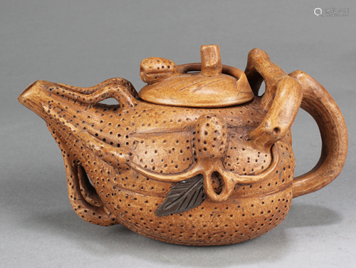 Chinese Zisha Teapot