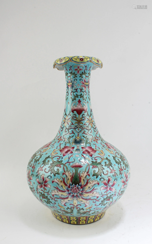 Chinese Porcelain Vase