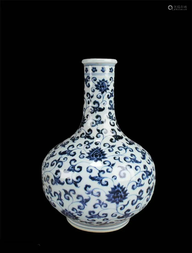 Chinese Blue & White Porcelain Vase