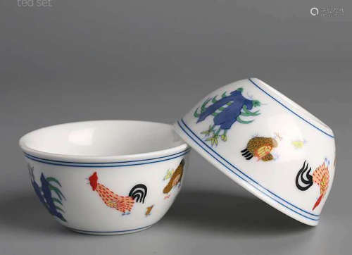 A Pair of Chenghua Period Dou Color Cups