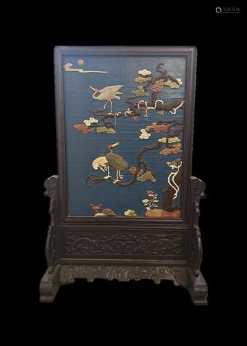 Inlaid Bloody Sandalwood Screen, Pine and Crane, the symbols...