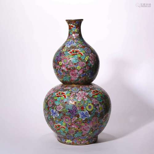 A Chinese Porcelain Double-Gourd Vase Marked Tong Zhi