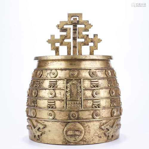 A Chinese Gilt-Bronze Ruyi Pattern Chime Bell