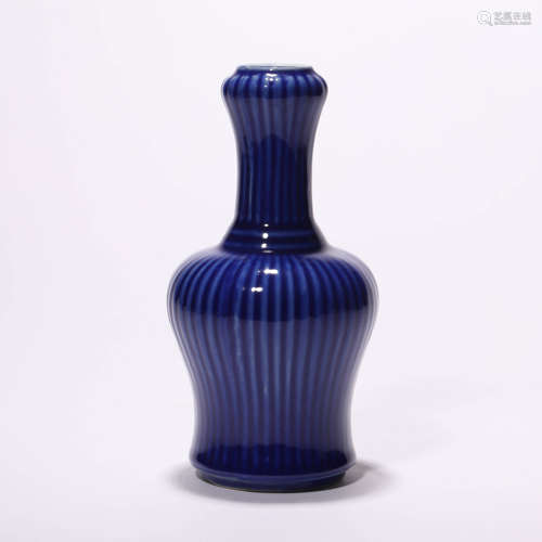 A Chinese Porcelain Blue-Glazed Garlic Vase