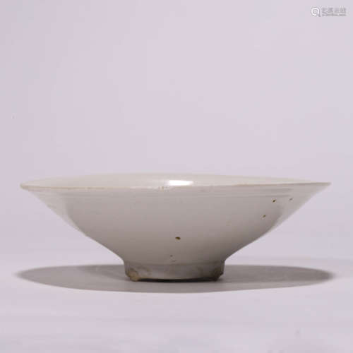 A Chinese Porcelain Ding-Type Bowl