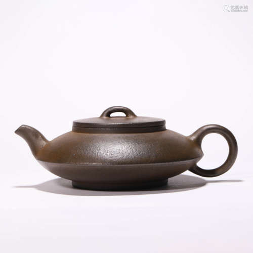 A Chinese Redware Teapot Marked Shi Da Bin