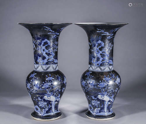 A Pair of Chinese Porcelain Bird and Floral Pattern Vases