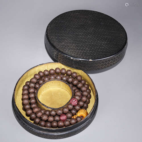 A Set of Chinese Sandlewood Beads and Box