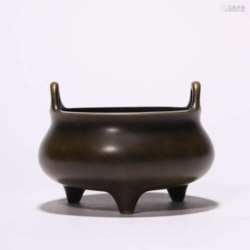 A Chinese Bronze Tripot Censer Marked Xuan De