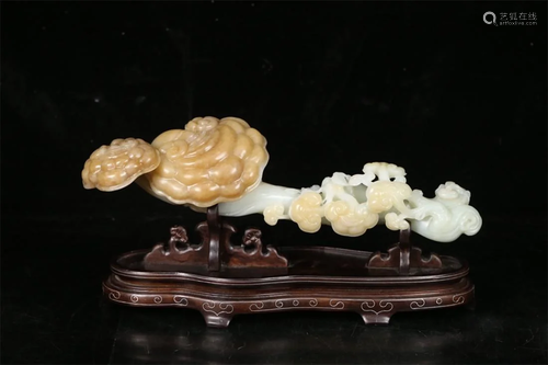 Old stock,hetian jade Ruyi ornament