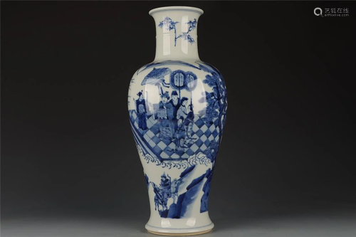 Qing Dynasty blue and white vase