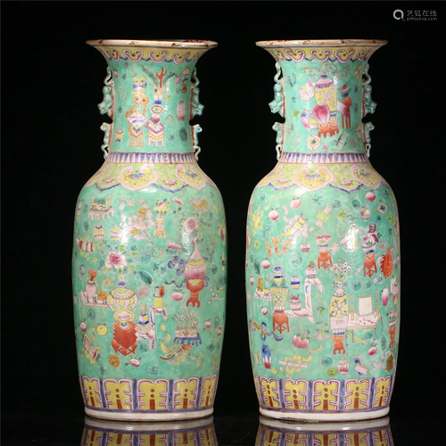 Old stock,A pair of Qing Dynasty famille-rose vases