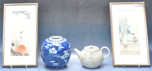 COLLECTION OF VINTAGE 20TH CENTURY CHINESE ORIENTAL CURIOS