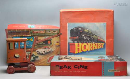 COLLECTION OF VINTAGE RETRO 20TH CENTURY TOYS