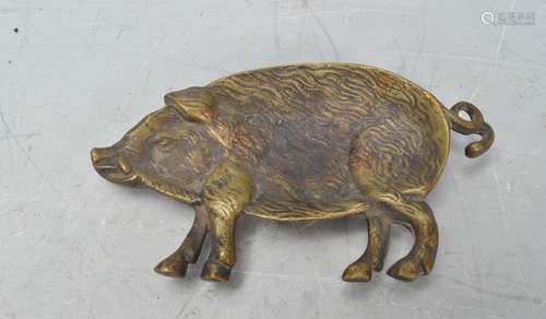 20TH CENTURY BRASS PIG PIN TRAY