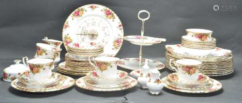 COLLECTION OF 20TH CENTURY ROYAL ALBERT OLD COUNTRY ROSES CH...