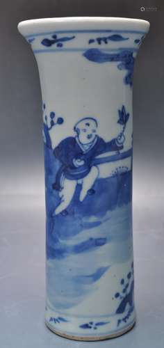 19TH CENTURY BLUE AND WHITE CYLINDRICAL CHINESE VASE