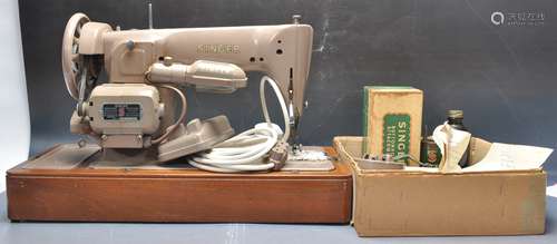 VINTAGE 20TH CENTURY 201K SEWING MACHINE AND EXTRAS