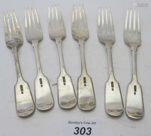 A set of six silver dessert forks, Sheffield 1900, 'Piccadil...