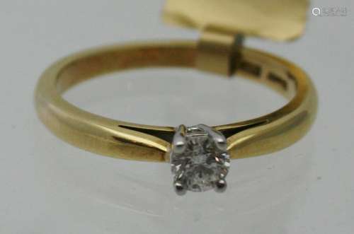 An 18ct gold single stone diamond set ring, diamond approx 0...